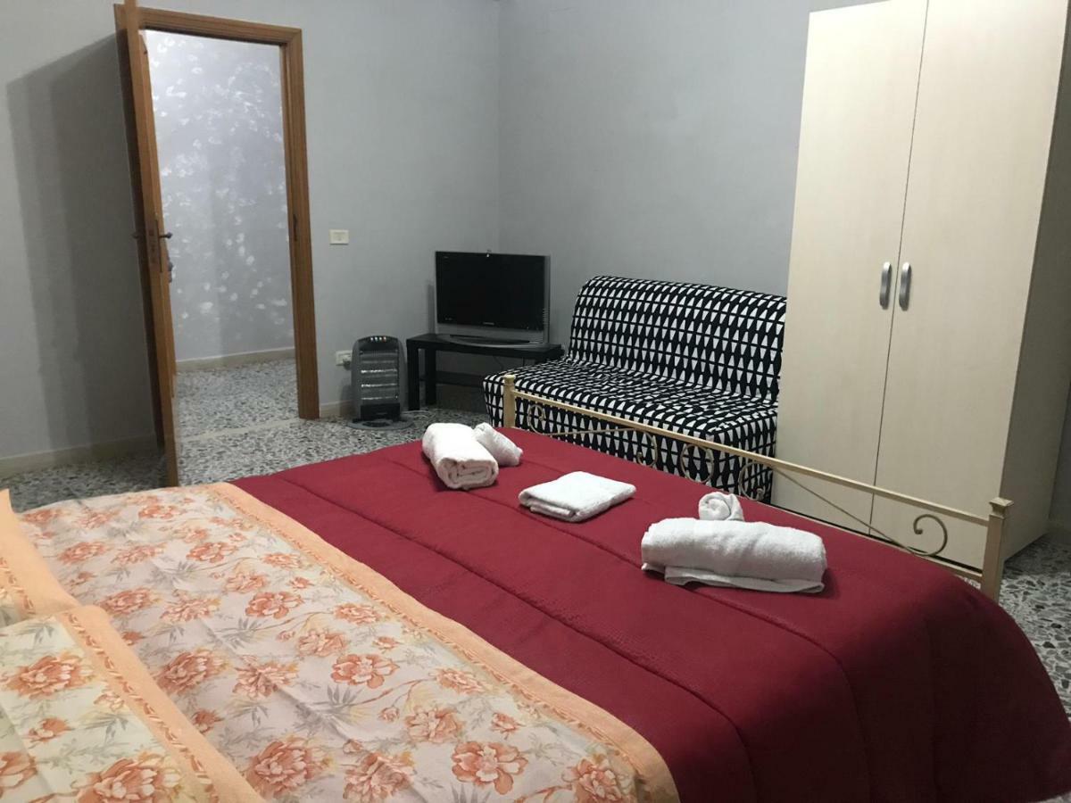Apartament La Casa Del Re Borbone Neapol Zewnętrze zdjęcie