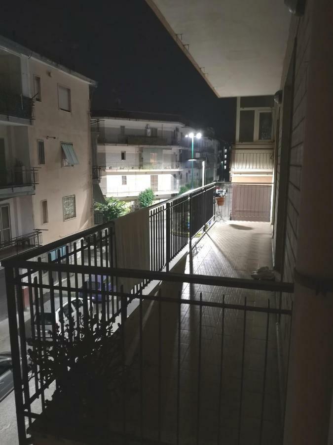 Apartament La Casa Del Re Borbone Neapol Zewnętrze zdjęcie